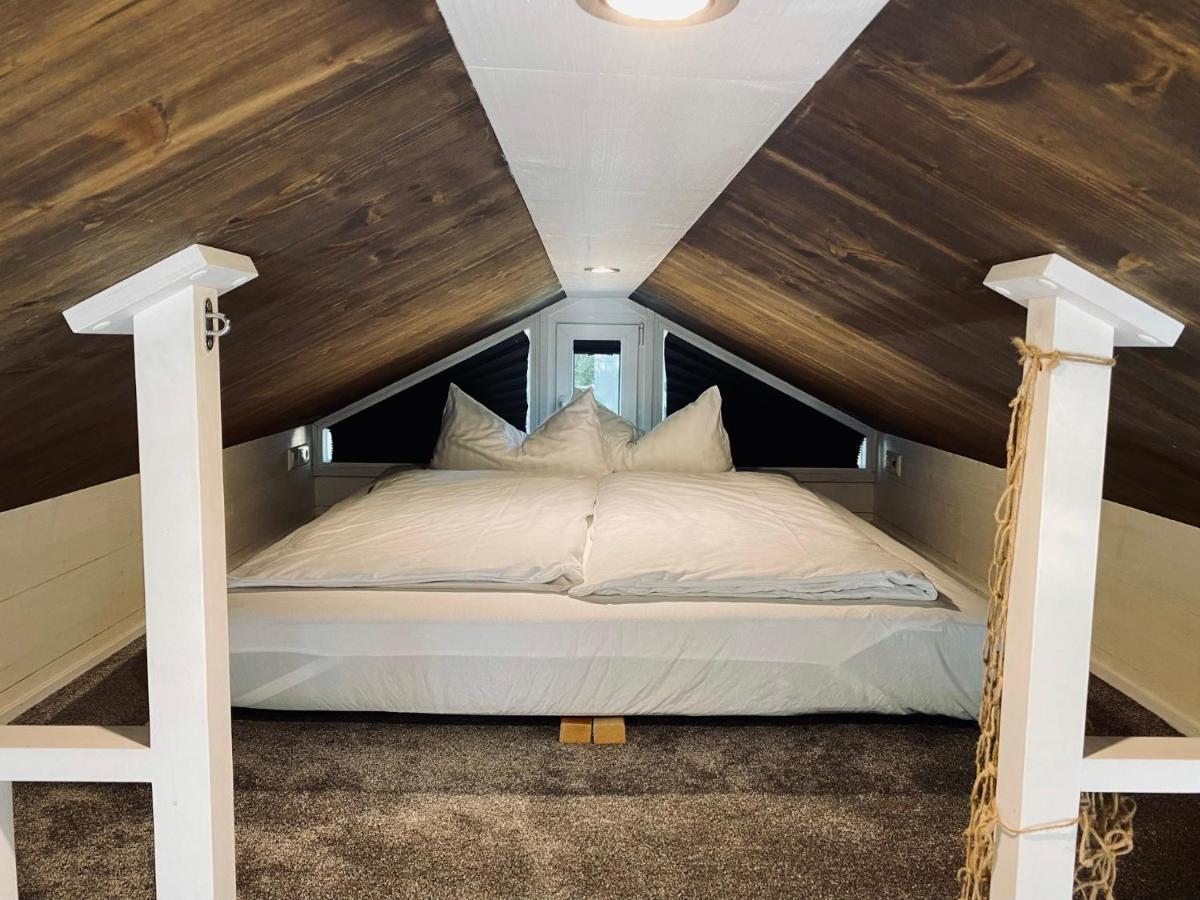 Tiny House Ems Im Pier9 Tiny House Hotel Hamm  Dış mekan fotoğraf